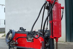 Máquina de sondagem com ensaio SPT
